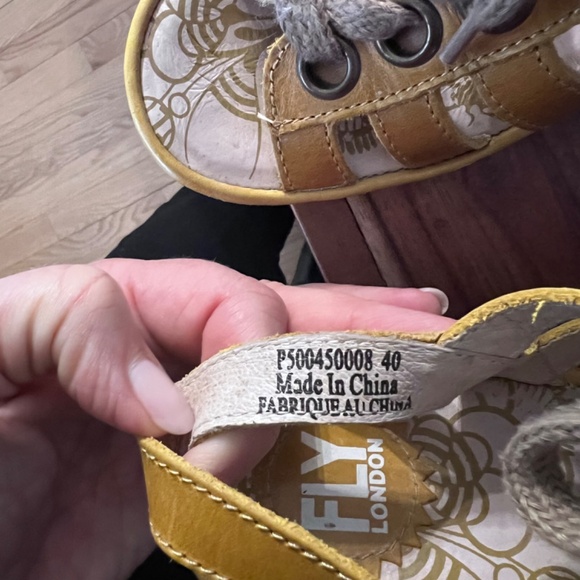 Fly London Yuta Wedge Lace-up Sandals Yellow Leather size 40 (9) - Picture 6 of 7